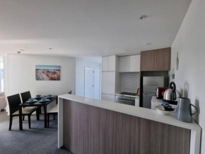 Oceania City Fringe w Views Free Parking WiFi